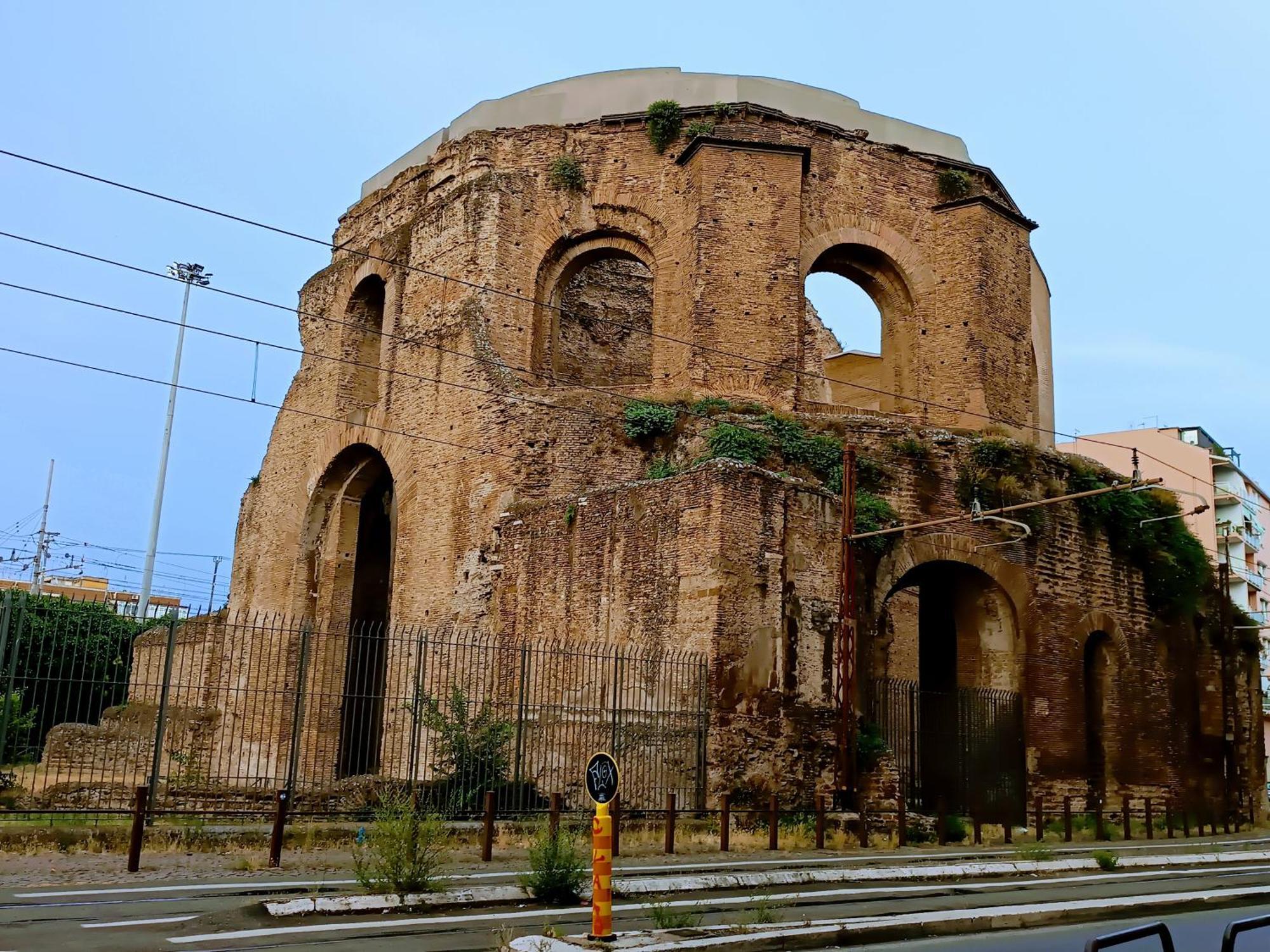 Porta Maggiore 9 Locazione Turistica Habitación en casa particular *